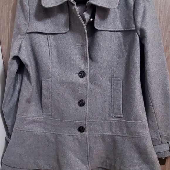 Guess wool coat - Picture 3 of 8